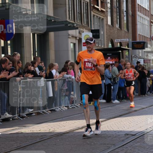 13.09.2026 - 21. swb-Marathon Bremen Strokosch-Dieckow http://msf.ph/oto/10382476 13.09.2026 12:47:49 Ziel 358, 447, 420, 875, 991, 1161, 1783 meine-sportfotos.de