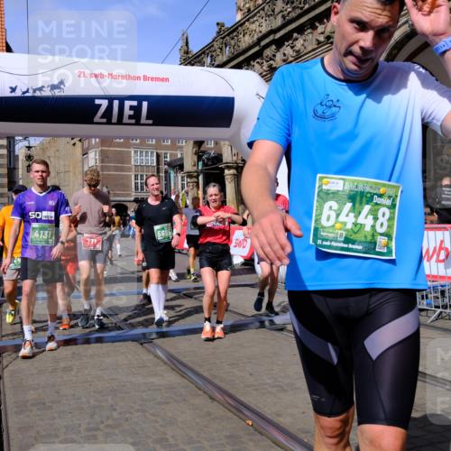 13.09.2026 - 21. swb-Marathon Bremen Tim E. http://msf.ph/oto/10382483 13.09.2026 13:18:30 Ziel 1146, 1872, 2260, 2671, 3241, 3458, 3514, 3634, 4131, 4733, 5292, 5460, 5695, 5948, 6152, 6290, 6448, 7491, 7954, 8094, 8943, 8944, 9134, 9609, 10065, 13150 meine-sportfotos.de