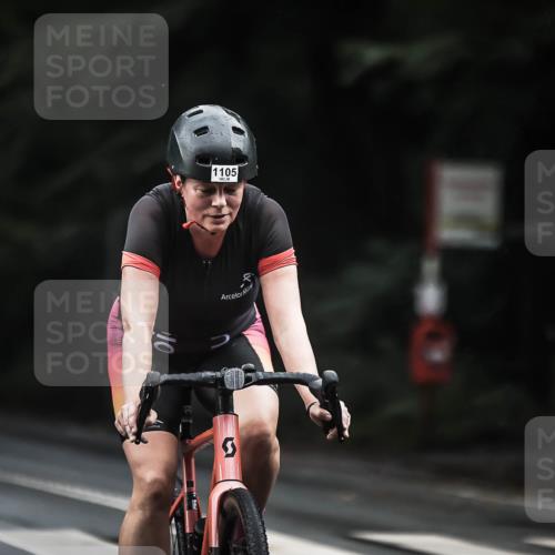 13.09.2026 - Stadtparktriathlon H.Heesch http://msf.ph/oto/10382488 13.09.2026 12:29:46 Radfahren 956, 1057, 1101, 1105, 1136, 1179 meine-sportfotos.de