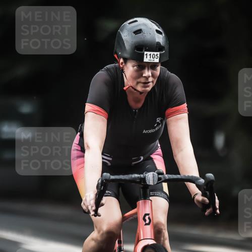 13.09.2026 - Stadtparktriathlon H.Heesch http://msf.ph/oto/10382500 13.09.2026 12:29:47 Radfahren 956, 971, 1057, 1068, 1105, 1136, 1179 meine-sportfotos.de