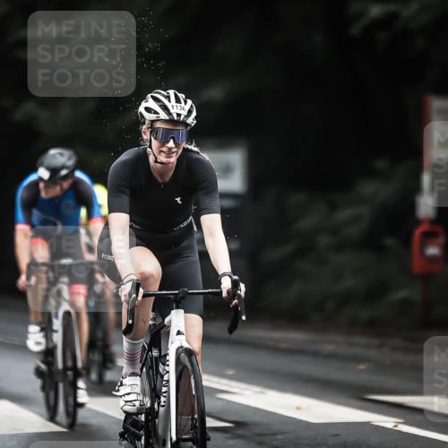 13.09.2026 - Stadtparktriathlon H.Heesch http://msf.ph/oto/10382530 13.09.2026 12:29:52 Radfahren 956, 971, 1057, 1068, 1105, 1133, 1136, 1176, 1179 meine-sportfotos.de
