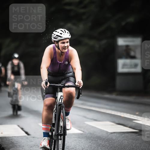 13.09.2026 - Stadtparktriathlon H.Heesch http://msf.ph/oto/10382540 13.09.2026 12:29:54 Radfahren 956, 971, 983, 1068, 1133, 1136, 1176, 1179 meine-sportfotos.de