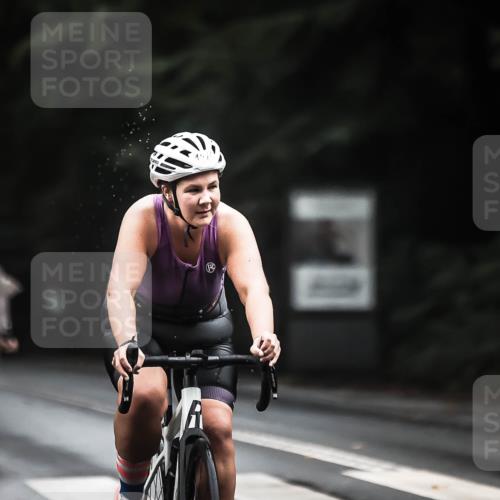 13.09.2026 - Stadtparktriathlon H.Heesch http://msf.ph/oto/10382550 13.09.2026 12:29:54 Radfahren 956, 971, 983, 1068, 1133, 1136, 1176, 1179 meine-sportfotos.de