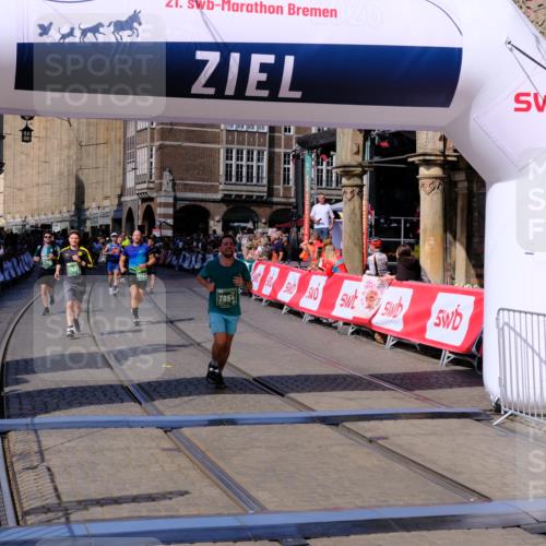 13.09.2026 - 21. swb-Marathon Bremen Tim E. http://msf.ph/oto/10382568 13.09.2026 13:18:39 Ziel 1146, 1419, 2055, 3458, 5307, 5460, 6293, 6294, 6818, 7491, 7731, 7954, 8404, 8872, 9019, 9134, 9609, 10065, 13150 meine-sportfotos.de