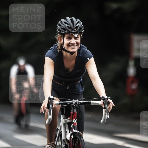 13.09.2026 - Stadtparktriathlon H.Heesch http://msf.ph/oto/10382667 13.09.2026 12:30:05 Radfahren 983, 1040, 1109, 1118, 1154 meine-sportfotos.de
