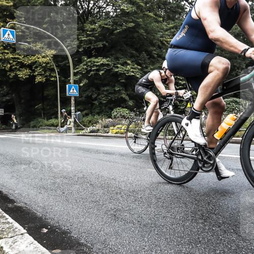 13.09.2026 - Stadtparktriathlon H.Heesch http://msf.ph/oto/10382669 13.09.2026 11:11:20 Radfahren 571, 685, 688, 694 meine-sportfotos.de