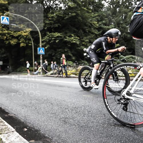 13.09.2026 - Stadtparktriathlon H.Heesch http://msf.ph/oto/10382690 13.09.2026 11:11:33 Radfahren 596, 655, 666 meine-sportfotos.de