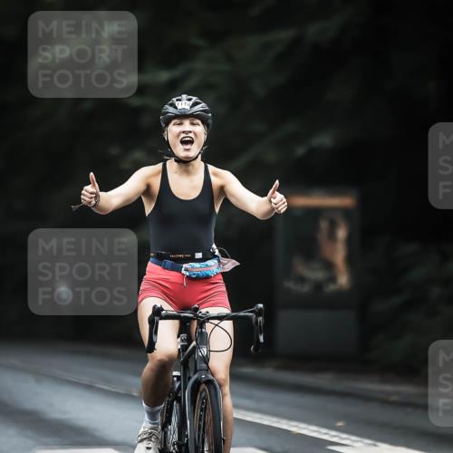 13.09.2026 - Stadtparktriathlon H.Heesch http://msf.ph/oto/10382691 13.09.2026 12:30:07 Radfahren 1040, 1109, 1118, 1151, 1154 meine-sportfotos.de
