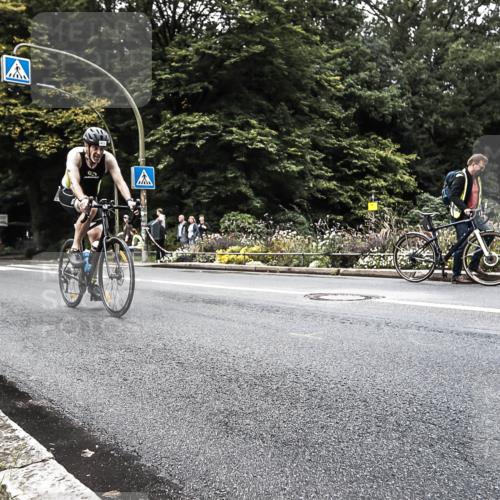 13.09.2026 - Stadtparktriathlon H.Heesch http://msf.ph/oto/10382702 13.09.2026 11:11:37 Radfahren 451, 612 meine-sportfotos.de