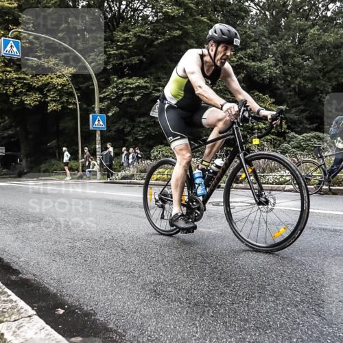 13.09.2026 - Stadtparktriathlon H.Heesch http://msf.ph/oto/10382706 13.09.2026 11:11:38 Radfahren 451, 470, 547, 612 meine-sportfotos.de