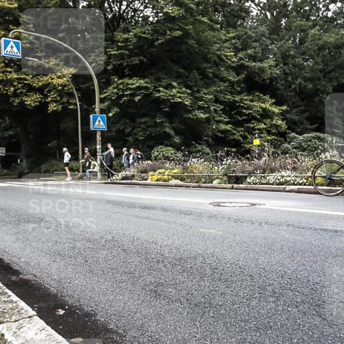 13.09.2026 - Stadtparktriathlon H.Heesch http://msf.ph/oto/10382710 13.09.2026 11:11:38 Radfahren 451, 470, 547, 612 meine-sportfotos.de