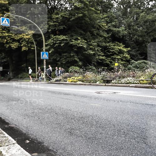 13.09.2026 - Stadtparktriathlon H.Heesch http://msf.ph/oto/10382717 13.09.2026 11:11:38 Radfahren 451, 470, 547, 612 meine-sportfotos.de