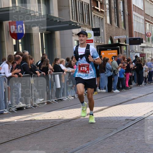 13.09.2026 - 21. swb-Marathon Bremen Strokosch-Dieckow http://msf.ph/oto/10382755 13.09.2026 12:48:03 Ziel 5428, 358, 447, 875, 991, 1783 meine-sportfotos.de