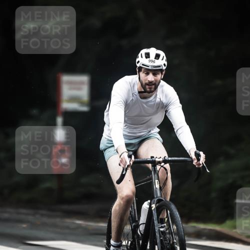 13.09.2026 - Stadtparktriathlon H.Heesch http://msf.ph/oto/10382776 13.09.2026 12:30:14 Radfahren 996, 1151 meine-sportfotos.de
