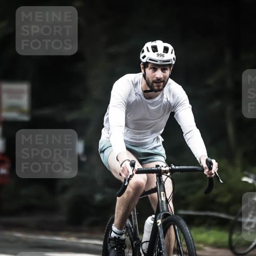 13.09.2026 - Stadtparktriathlon H.Heesch http://msf.ph/oto/10382779 13.09.2026 12:30:14 Radfahren 996, 1151 meine-sportfotos.de