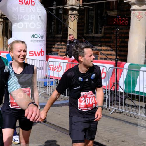 13.09.2026 - 21. swb-Marathon Bremen Tim E. http://msf.ph/oto/10382785 13.09.2026 13:18:48 Ziel 465, 1146, 1419, 2055, 2324, 2948, 3631, 4413, 4642, 5307, 5460, 6293, 6294, 6818, 7245, 7491, 7731, 8404, 8540, 8872, 9019, 9275, 9833, 13150 meine-sportfotos.de
