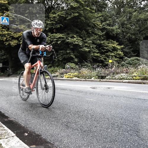 13.09.2026 - Stadtparktriathlon H.Heesch http://msf.ph/oto/10382811 13.09.2026 11:12:44 Radfahren 653, 670, 702 meine-sportfotos.de