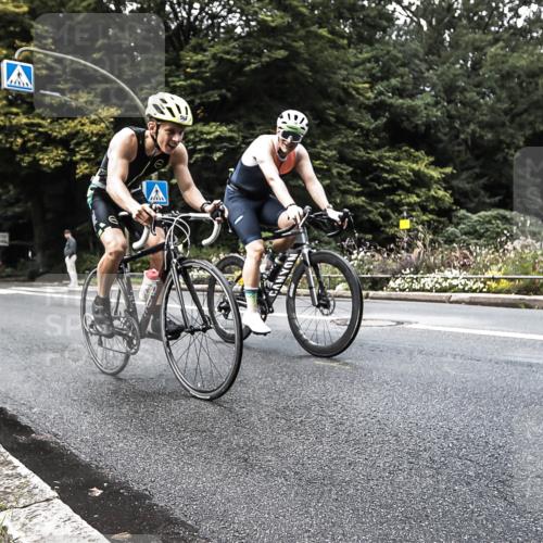 13.09.2026 - Stadtparktriathlon H.Heesch http://msf.ph/oto/10382836 13.09.2026 11:13:10 Radfahren 556, 560, 633, 644 meine-sportfotos.de