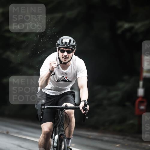 13.09.2026 - Stadtparktriathlon H.Heesch http://msf.ph/oto/10382839 13.09.2026 12:30:24 Radfahren 1054, 1080, 1140 meine-sportfotos.de