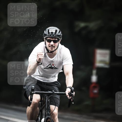 13.09.2026 - Stadtparktriathlon H.Heesch http://msf.ph/oto/10382843 13.09.2026 12:30:24 Radfahren 1054, 1080, 1140 meine-sportfotos.de