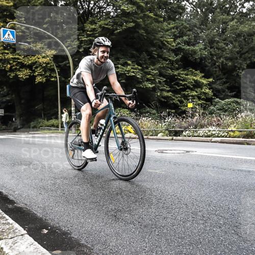 13.09.2026 - Stadtparktriathlon H.Heesch http://msf.ph/oto/10382857 13.09.2026 11:13:33 Radfahren 514, 621, 665, 686 meine-sportfotos.de