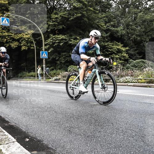 13.09.2026 - Stadtparktriathlon H.Heesch http://msf.ph/oto/10382860 13.09.2026 11:13:34 Radfahren 514, 621, 665, 686, 696 meine-sportfotos.de