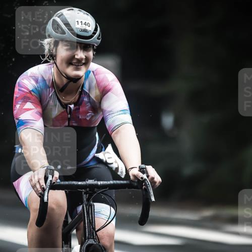 13.09.2026 - Stadtparktriathlon H.Heesch http://msf.ph/oto/10382864 13.09.2026 12:30:29 Radfahren 1054, 1140 meine-sportfotos.de