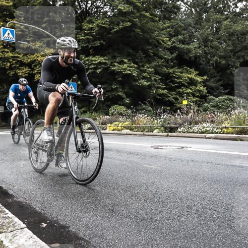 13.09.2026 - Stadtparktriathlon H.Heesch http://msf.ph/oto/10382888 13.09.2026 11:13:45 Radfahren 496, 503, 554, 641 meine-sportfotos.de