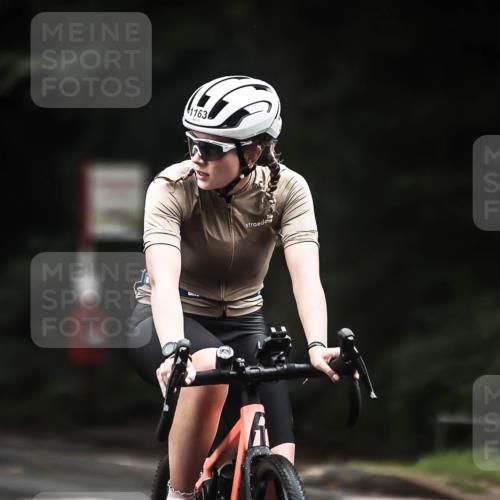13.09.2026 - Stadtparktriathlon H.Heesch http://msf.ph/oto/10382921 13.09.2026 12:30:37 Radfahren 1026, 1156, 1163 meine-sportfotos.de