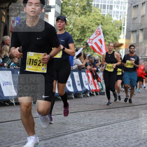 13.09.2026 - 21. swb-Marathon Bremen Strokosch-Dieckow http://msf.ph/oto/10382937 13.09.2026 11:05:39 Ziel 10186, 10411, 10432, 10576, 10697, 10717, 10800, 10802, 10995, 11102, 11105, 11146, 11157, 11218, 11326, 11334, 11394, 11571, 11572, 11584, 11616, 11722, 11900, 12011, 12055, 12079, 12080, 12251, 12335, 10018, 10168, 10238, 10305, 10382, 10457, 11024, 11164, 12378, 12523, 12528, 12773 meine-sportfotos.de