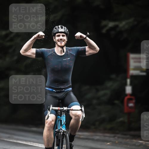 13.09.2026 - Stadtparktriathlon H.Heesch http://msf.ph/oto/10382972 13.09.2026 12:30:42 Radfahren 1026, 1156, 1163 meine-sportfotos.de