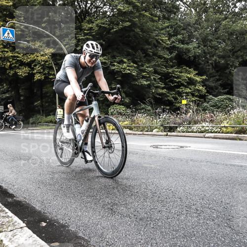 13.09.2026 - Stadtparktriathlon H.Heesch http://msf.ph/oto/10382999 13.09.2026 11:14:55 Radfahren 469, 699 meine-sportfotos.de