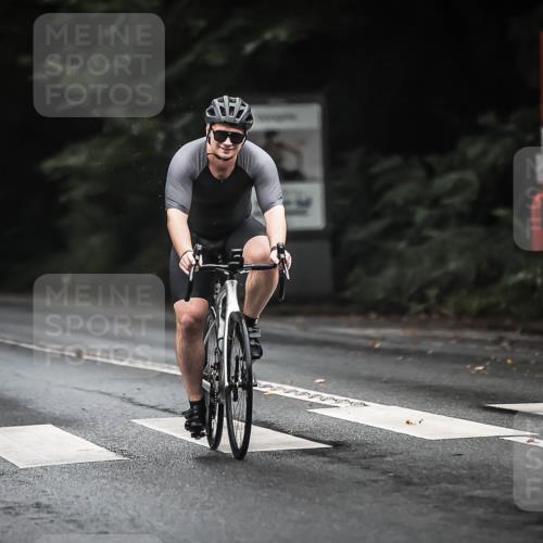 13.09.2026 - Stadtparktriathlon H.Heesch http://msf.ph/oto/10383023 13.09.2026 12:30:50 Radfahren 961, 1127 meine-sportfotos.de