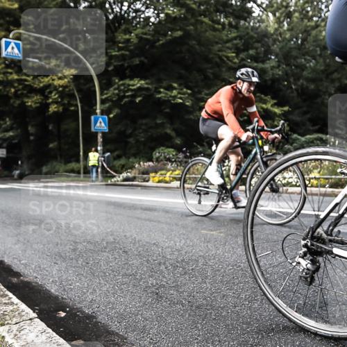 13.09.2026 - Stadtparktriathlon H.Heesch http://msf.ph/oto/10383074 13.09.2026 11:15:32 Radfahren 478, 677, 707 meine-sportfotos.de