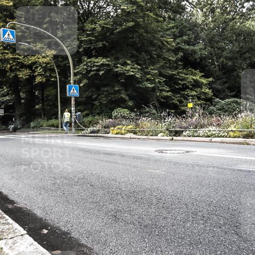13.09.2026 - Stadtparktriathlon H.Heesch http://msf.ph/oto/10383088 13.09.2026 11:15:33 Radfahren 478, 677, 707 meine-sportfotos.de
