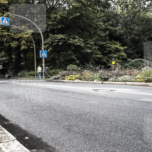 13.09.2026 - Stadtparktriathlon H.Heesch http://msf.ph/oto/10383092 13.09.2026 11:15:33 Radfahren 478, 677, 707 meine-sportfotos.de