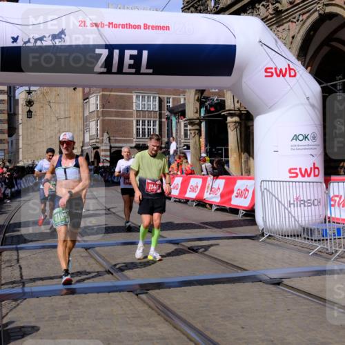 13.09.2026 - 21. swb-Marathon Bremen Tim E. http://msf.ph/oto/10383120 13.09.2026 13:19:10 Ziel 307, 4120, 4916, 5277, 6310, 6787, 7104, 7154, 7163, 7602, 7791, 13184 meine-sportfotos.de