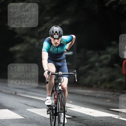 13.09.2026 - Stadtparktriathlon H.Heesch http://msf.ph/oto/10383143 13.09.2026 12:31:10 Radfahren 1022, 1070 meine-sportfotos.de