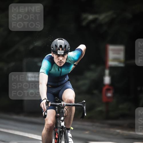 13.09.2026 - Stadtparktriathlon H.Heesch http://msf.ph/oto/10383150 13.09.2026 12:31:10 Radfahren 1022, 1070 meine-sportfotos.de