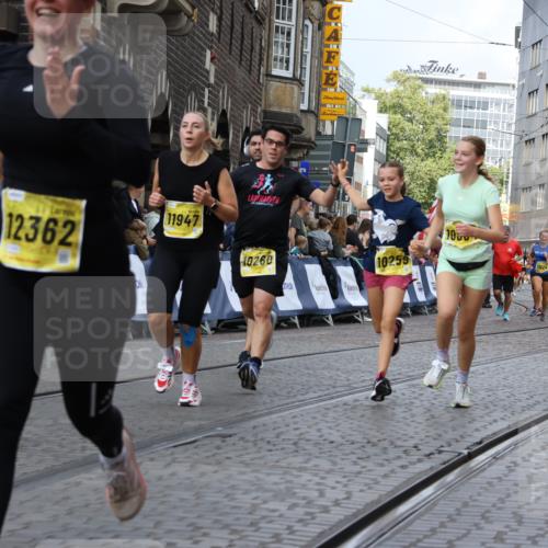 13.09.2026 - 21. swb-Marathon Bremen Strokosch-Dieckow http://msf.ph/oto/10383160 13.09.2026 11:05:46 Ziel 10186, 10411, 10432, 10697, 10717, 10802, 11146, 11314, 11334, 11387, 11394, 11521, 11571, 11572, 11724, 11892, 12055, 12251, 12273, 12330, 12362, 10018, 10305, 10382, 10619, 11132, 11164, 11477, 12186, 12378, 12523, 12528 meine-sportfotos.de