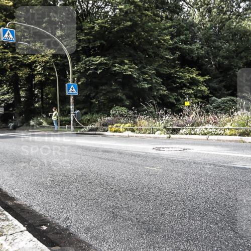 13.09.2026 - Stadtparktriathlon H.Heesch http://msf.ph/oto/10383170 13.09.2026 11:15:41 Radfahren 671, 774 meine-sportfotos.de