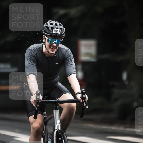 13.09.2026 - Stadtparktriathlon H.Heesch http://msf.ph/oto/10383230 13.09.2026 12:31:29 Radfahren 1011, 1049, 1082 meine-sportfotos.de