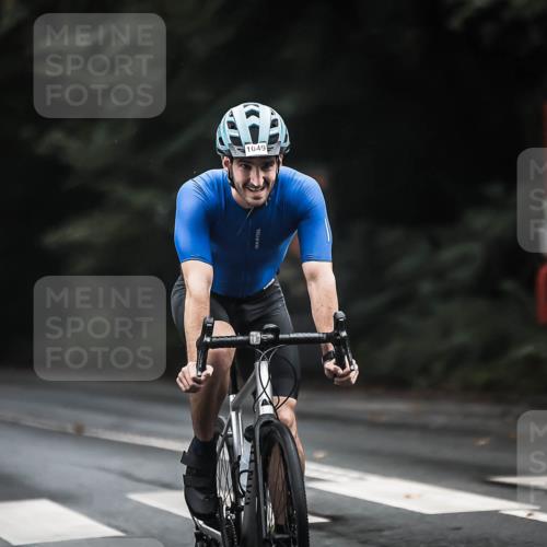 13.09.2026 - Stadtparktriathlon H.Heesch http://msf.ph/oto/10383251 13.09.2026 12:31:33 Radfahren 1011, 1049, 1135 meine-sportfotos.de