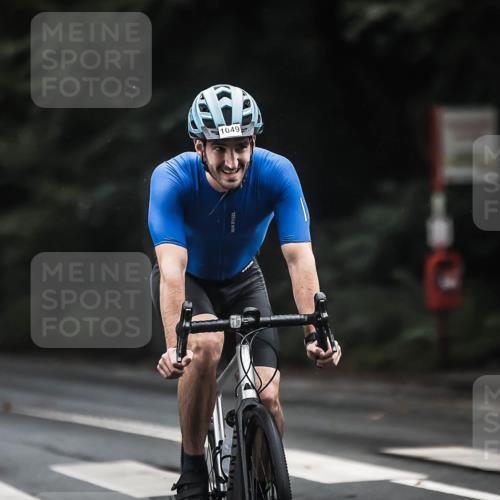 13.09.2026 - Stadtparktriathlon H.Heesch http://msf.ph/oto/10383254 13.09.2026 12:31:33 Radfahren 1011, 1049, 1135 meine-sportfotos.de