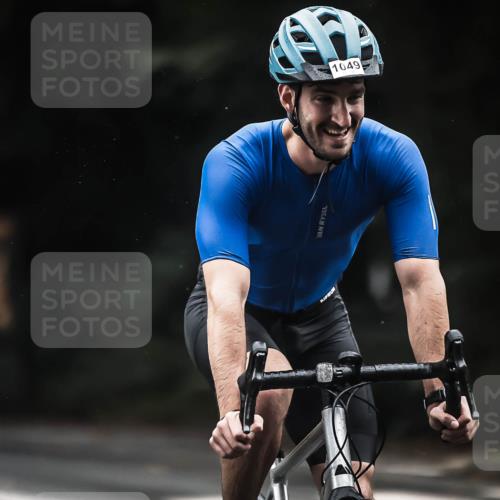 13.09.2026 - Stadtparktriathlon H.Heesch http://msf.ph/oto/10383267 13.09.2026 12:31:34 Radfahren 1011, 1049, 1135 meine-sportfotos.de
