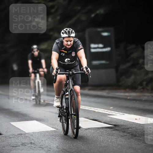 13.09.2026 - Stadtparktriathlon H.Heesch http://msf.ph/oto/10383274 13.09.2026 12:31:38 Radfahren 969, 1044, 1049, 1084, 1135, 1160 meine-sportfotos.de