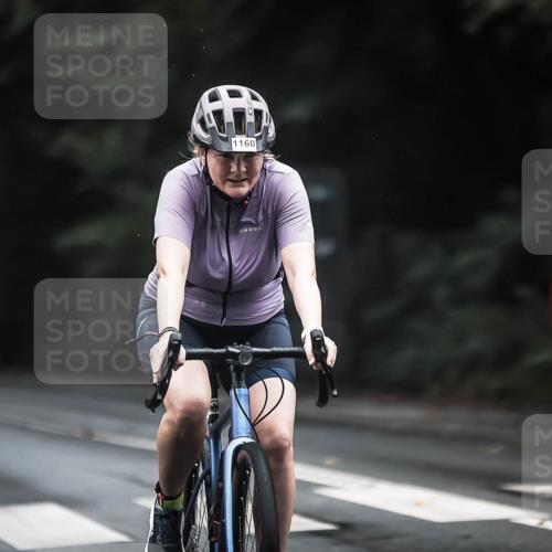 13.09.2026 - Stadtparktriathlon H.Heesch http://msf.ph/oto/10383310 13.09.2026 12:31:41 Radfahren 969, 1044, 1084, 1111, 1135, 1160 meine-sportfotos.de