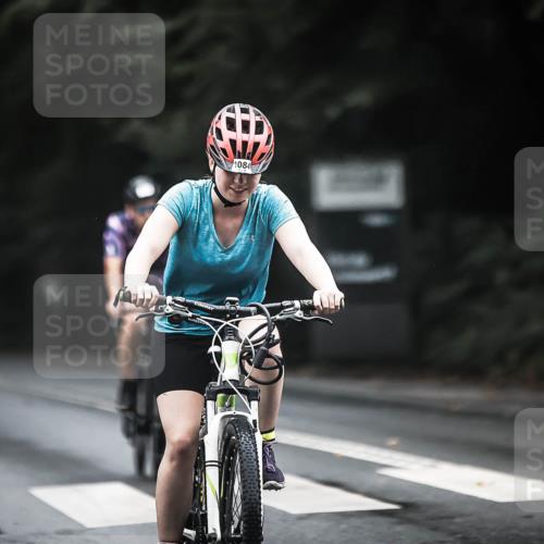 13.09.2026 - Stadtparktriathlon H.Heesch http://msf.ph/oto/10383328 13.09.2026 12:31:43 Radfahren 969, 977, 1044, 1084, 1111, 1135, 1160 meine-sportfotos.de