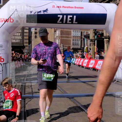 13.09.2026 - 21. swb-Marathon Bremen Tim E. http://msf.ph/oto/10383329 13.09.2026 13:19:36 Ziel 189, 666, 1599, 2390, 2423, 2535, 3182, 3508, 4319, 4819, 5172, 5371, 6008, 6137, 6633, 7754, 7945, 9552, 9638, 9805 meine-sportfotos.de
