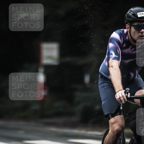13.09.2026 - Stadtparktriathlon H.Heesch http://msf.ph/oto/10383362 13.09.2026 12:31:45 Radfahren 932, 969, 977, 1044, 1084, 1111, 1135, 1160 meine-sportfotos.de